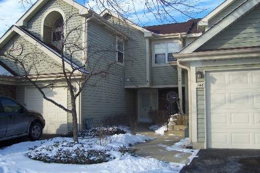 Property Photo: 150 W Hamilton Drive 150 IL 60067