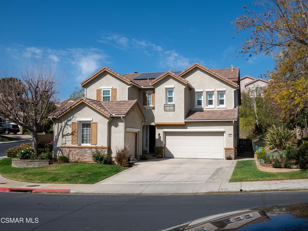 Property Photo:  187 Ranch Creek Court  CA 93065 