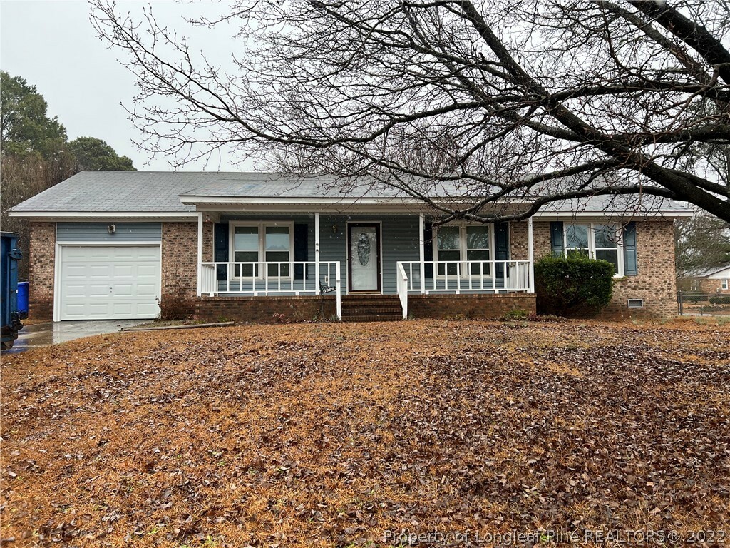 Property Photo:  6999 Bostick Drive  NC 28314 