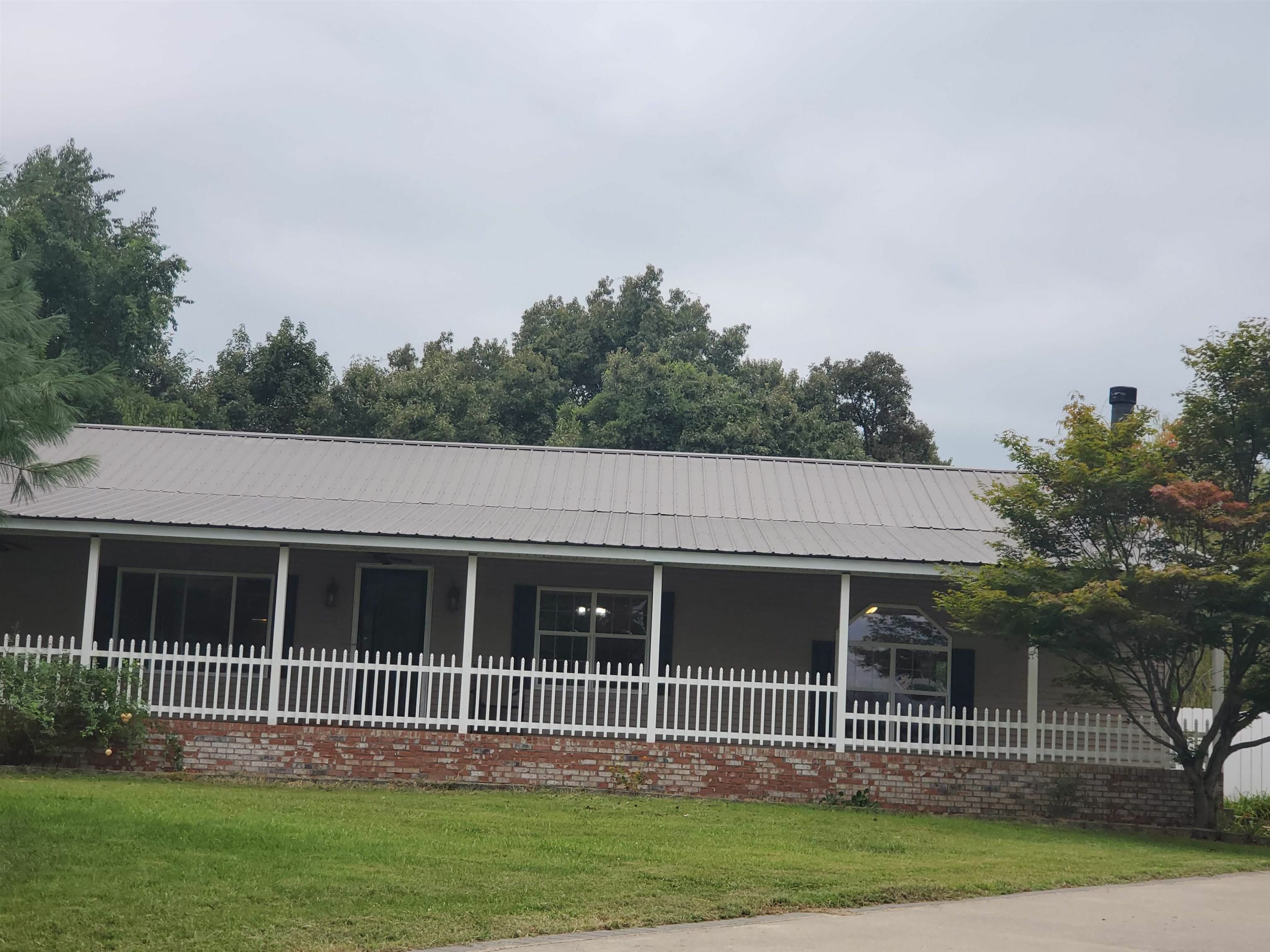 Property Photo:  615 Watkins School Rd  KY 42455 