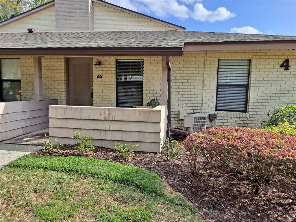 Property Photo: 2876 Plaza Terrace Drive 2876 FL 32803