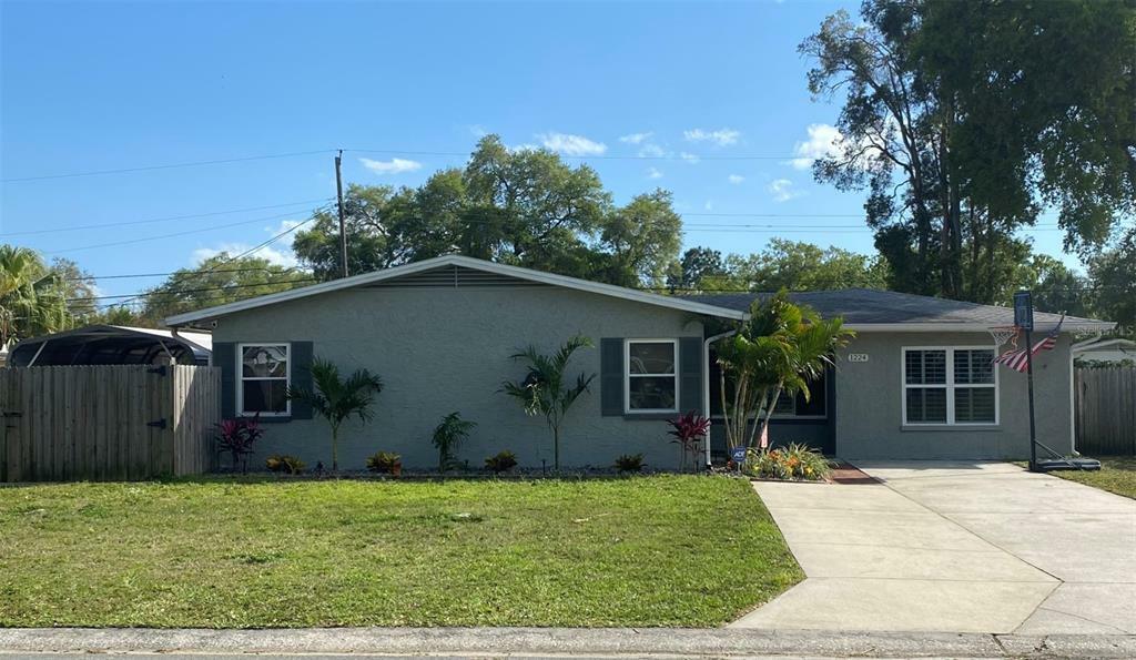 Property Photo:  1224 80th Avenue N  FL 33702 