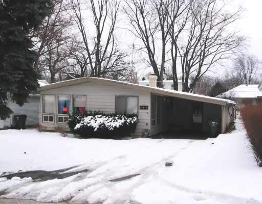 Property Photo:  113 S Racine Drive  IL 60060 