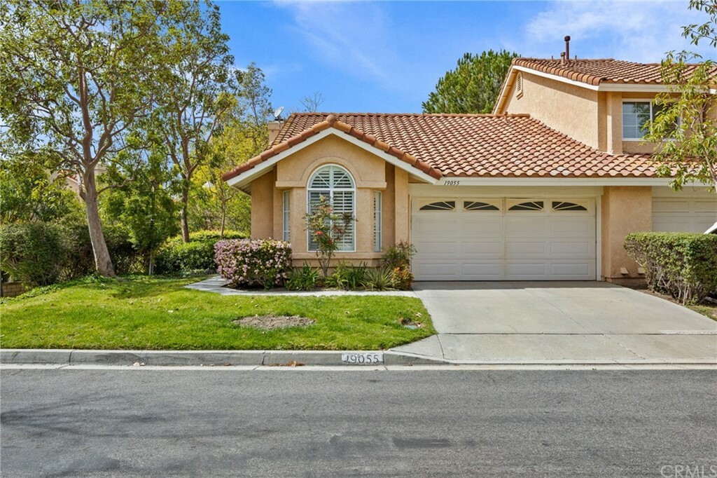 Property Photo:  19055 Canyon Cove Drive  CA 92679 