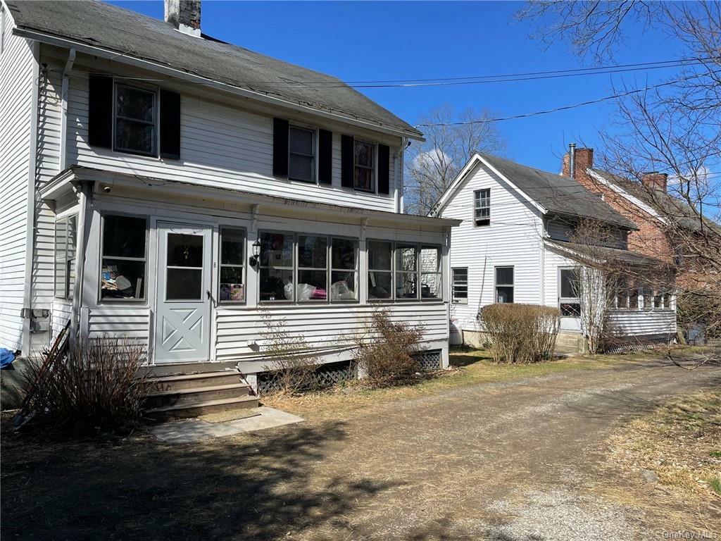 Property Photo:  8 The Lane  NY 10589 