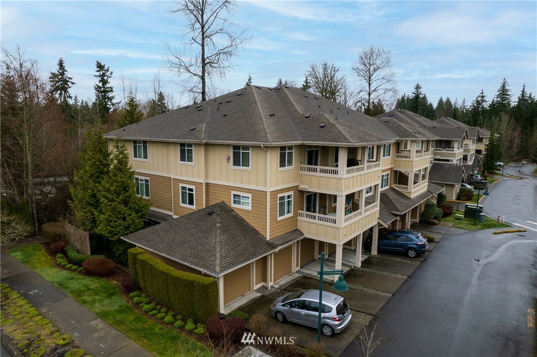 Property Photo:  23916 NE 115th Lane 304  WA 98053 