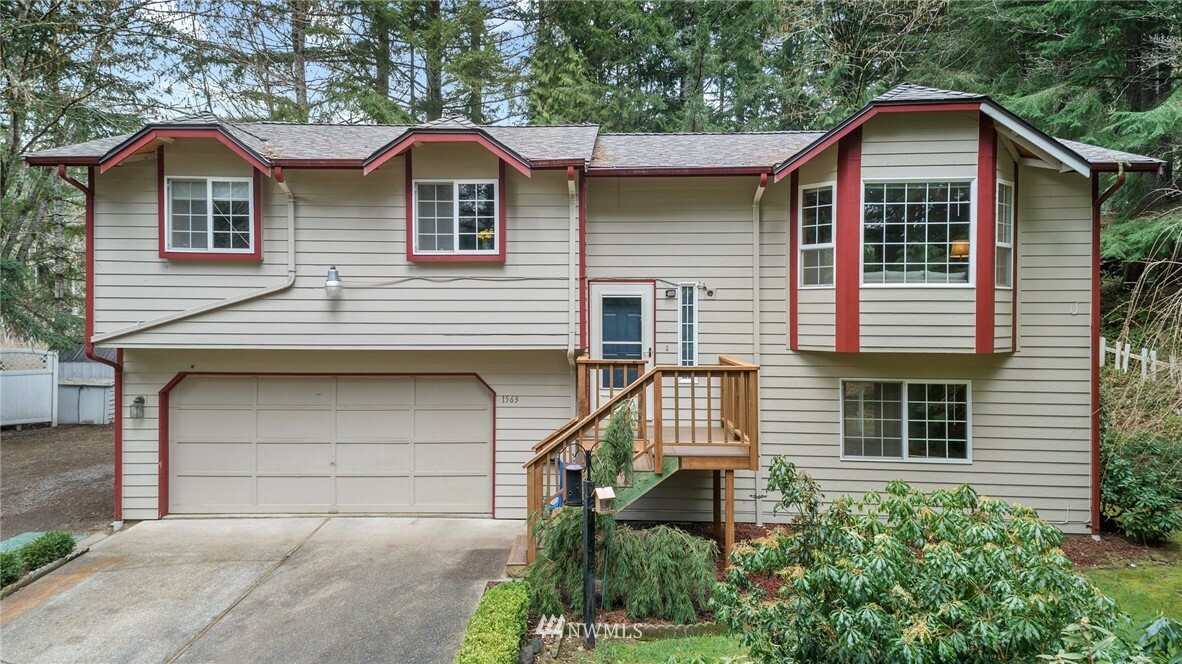 Property Photo:  1563 SE Nylace Lane  WA 98367 