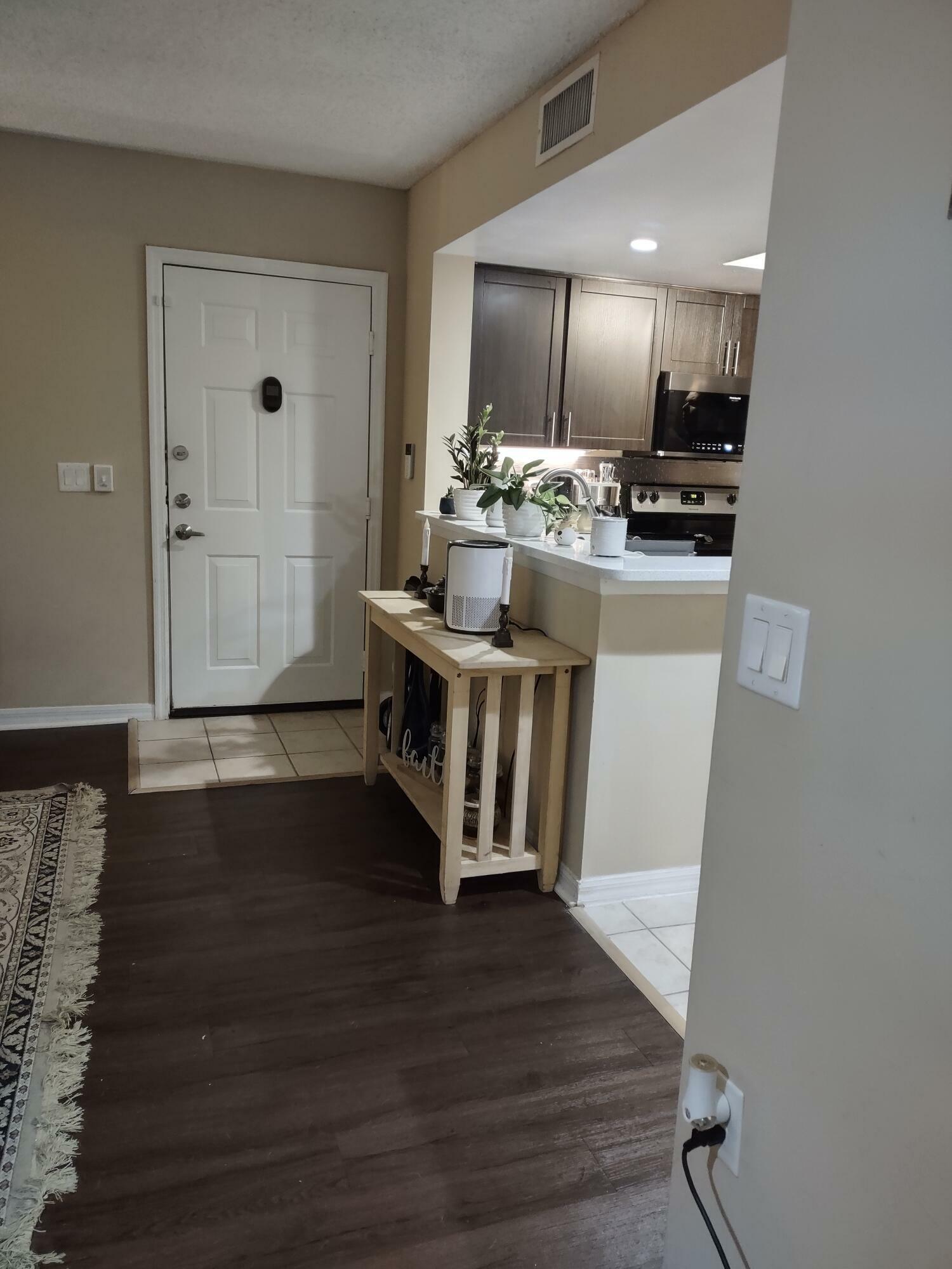 Property Photo:  4151 N Haverhill Road 1504  FL 33417 