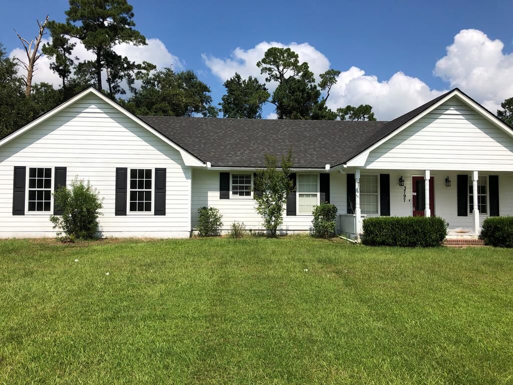 Property Photo:  3797 Knights Academy Rd  GA 31605 