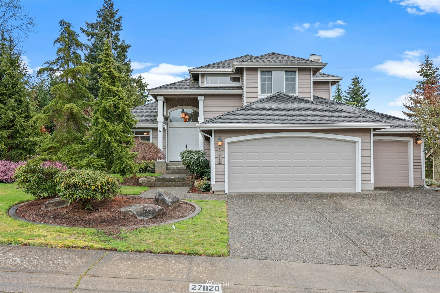 Property Photo:  27820 48th Avenue S  WA 98001 