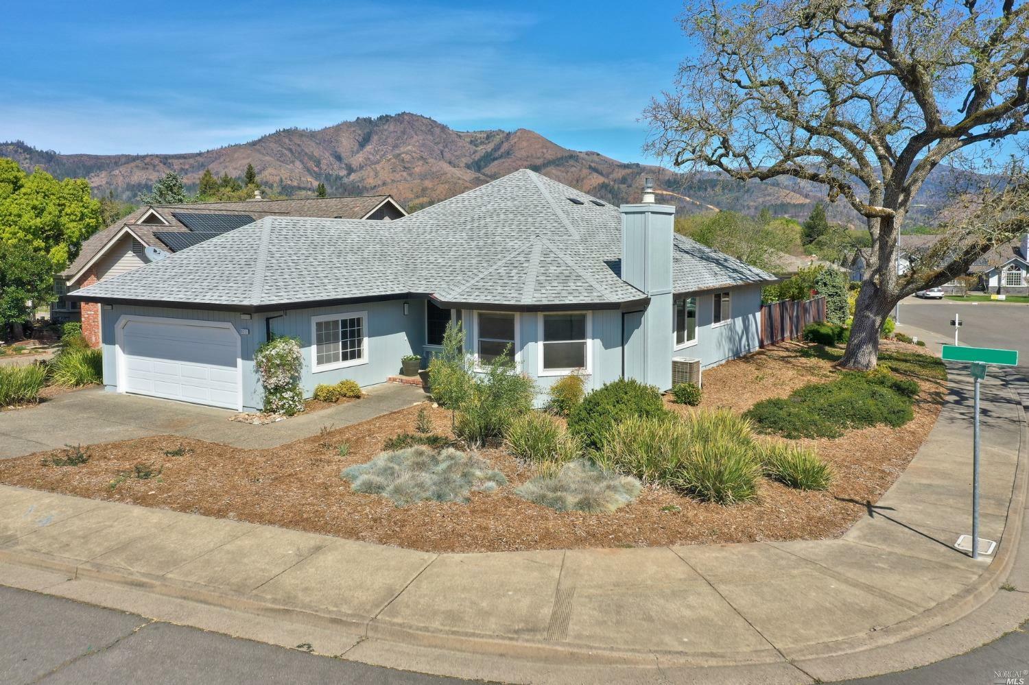 Property Photo:  322 Miramonte Place  CA 95409 