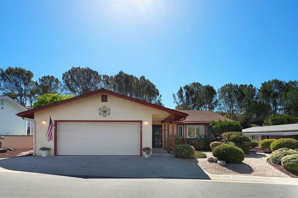 Property Photo: 5169 Colonial Way CA 92057
