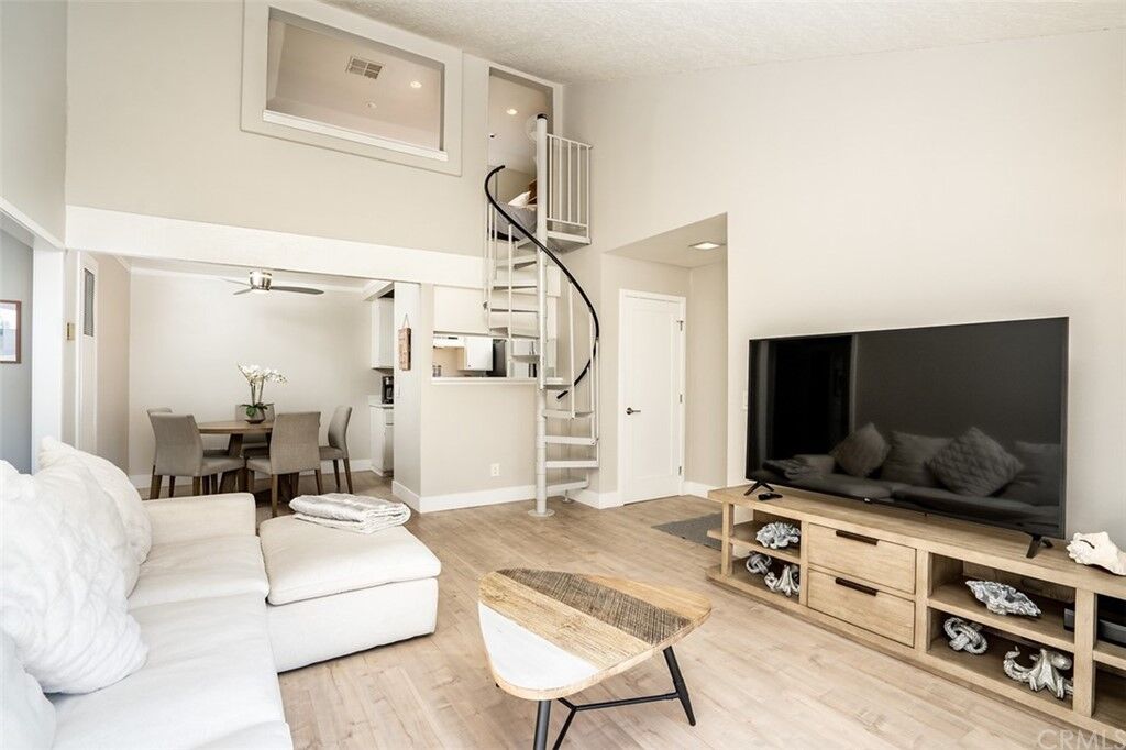 Property Photo:  2323 Huntington Street 707  CA 92648 
