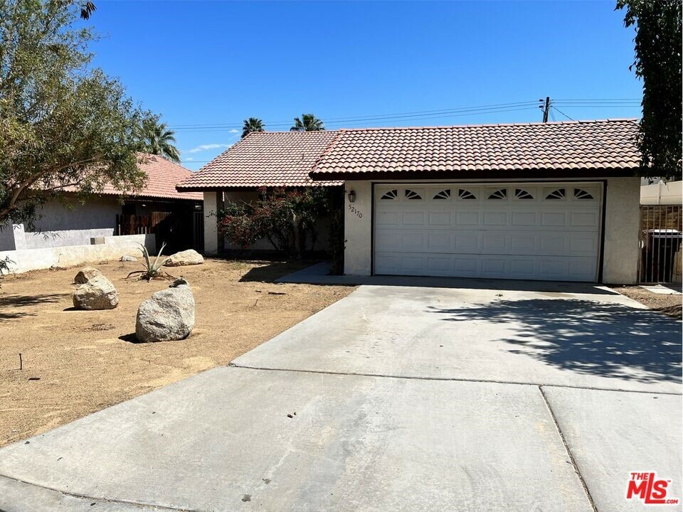 Property Photo:  52170 Avenida Ramirez  CA 92253 