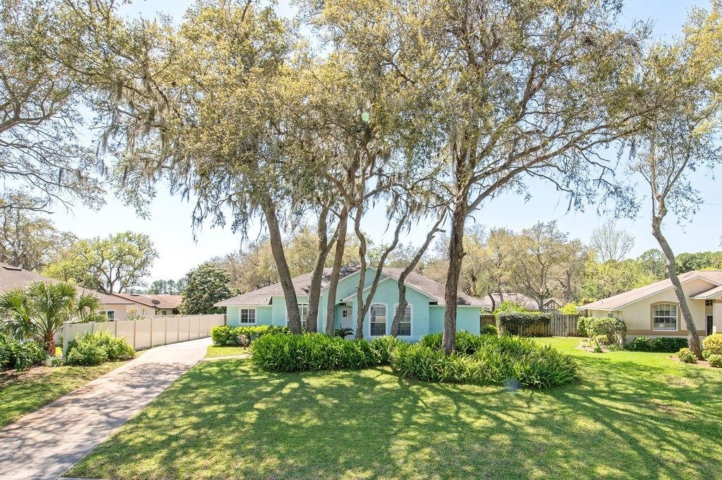 Property Photo:  642 Gilda Dr  FL 32086 