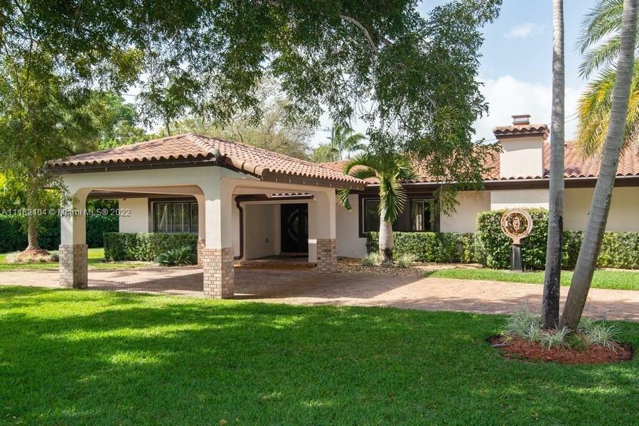 Property Photo: 12600 Old Cutler Rd FL 33156