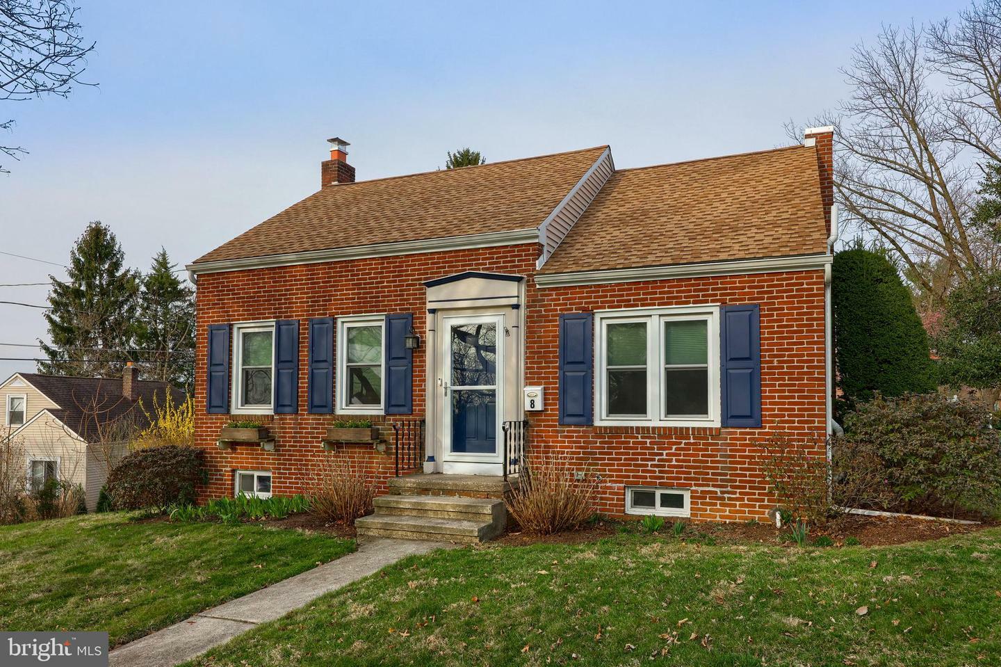 Property Photo: 8 Darlin Drive PA 19609