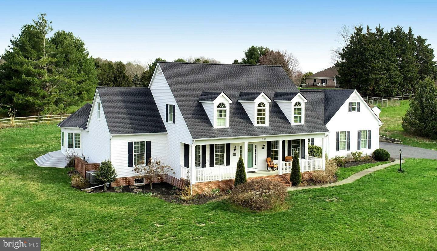 Property Photo: 2502 Deer Valley Way MD 21015