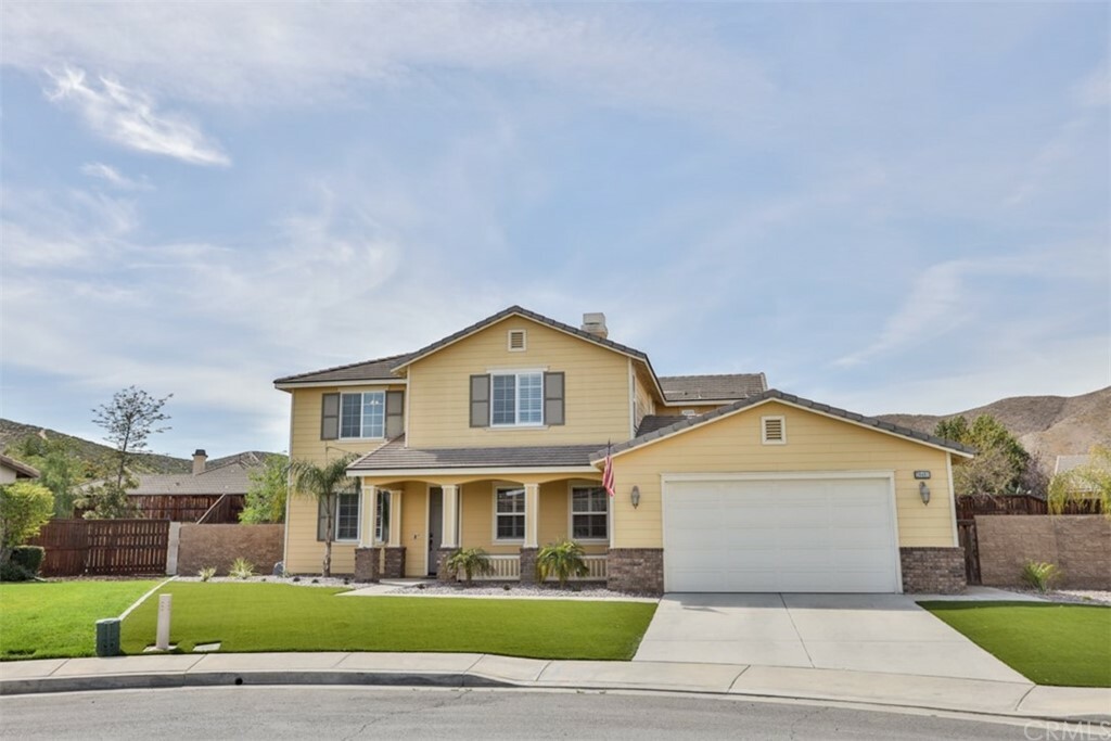 28483 Sagewater Court  Menifee CA 92585 photo