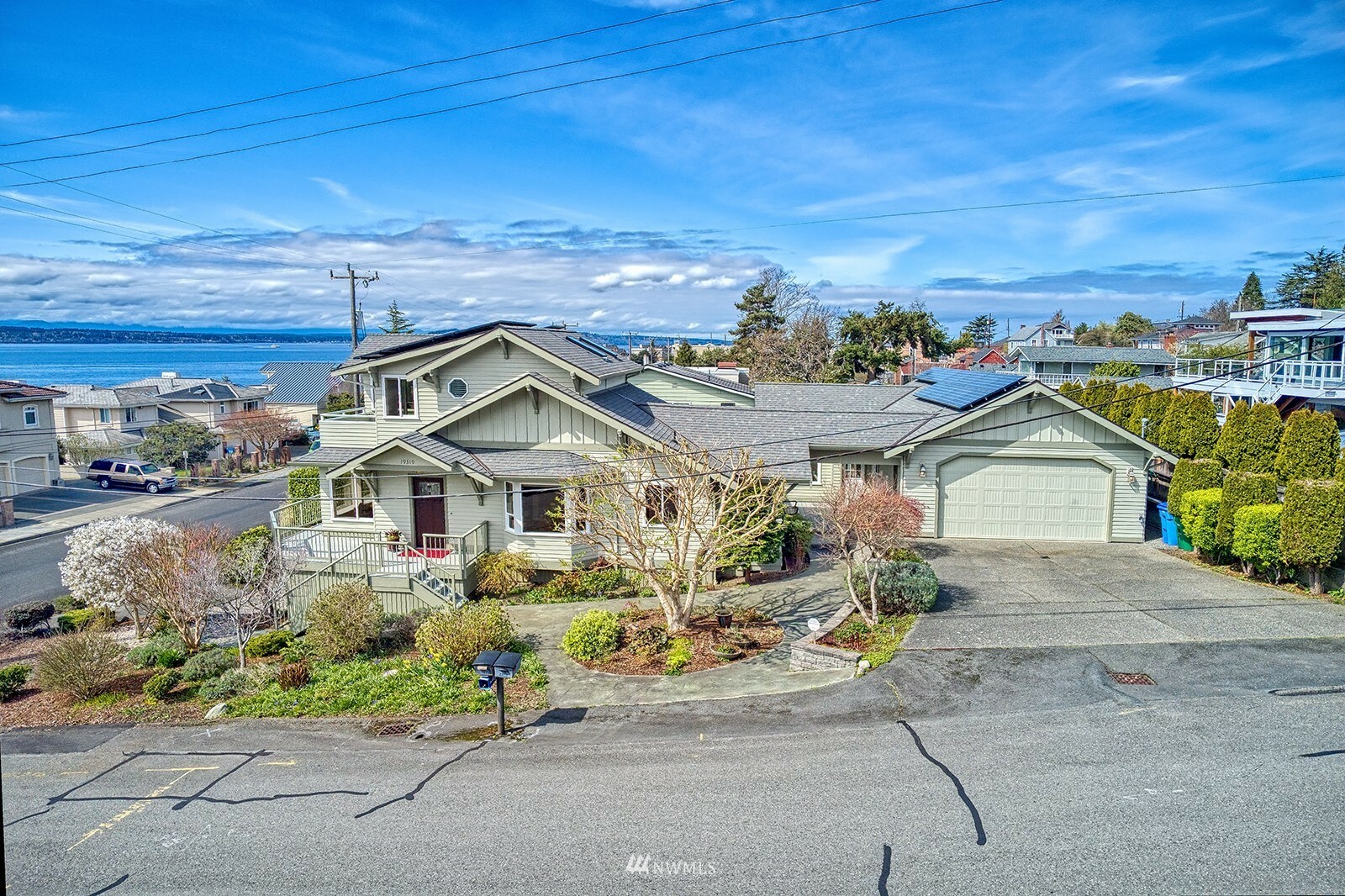 Property Photo:  19310 Richmond Beach Drive NW  WA 98177 