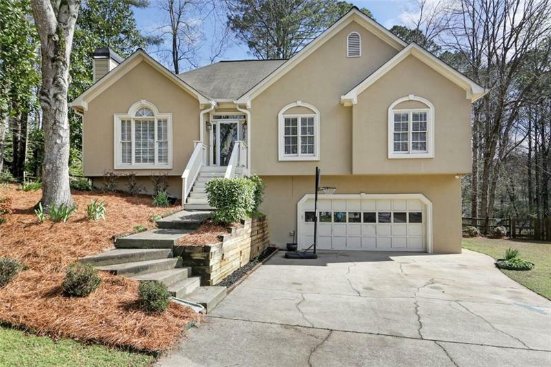 Property Photo:  3613 Broken Arrow Drive  GA 30189 