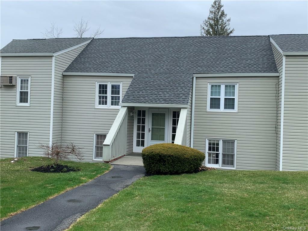703 Holly Stream Court  Brewster NY 10509 photo