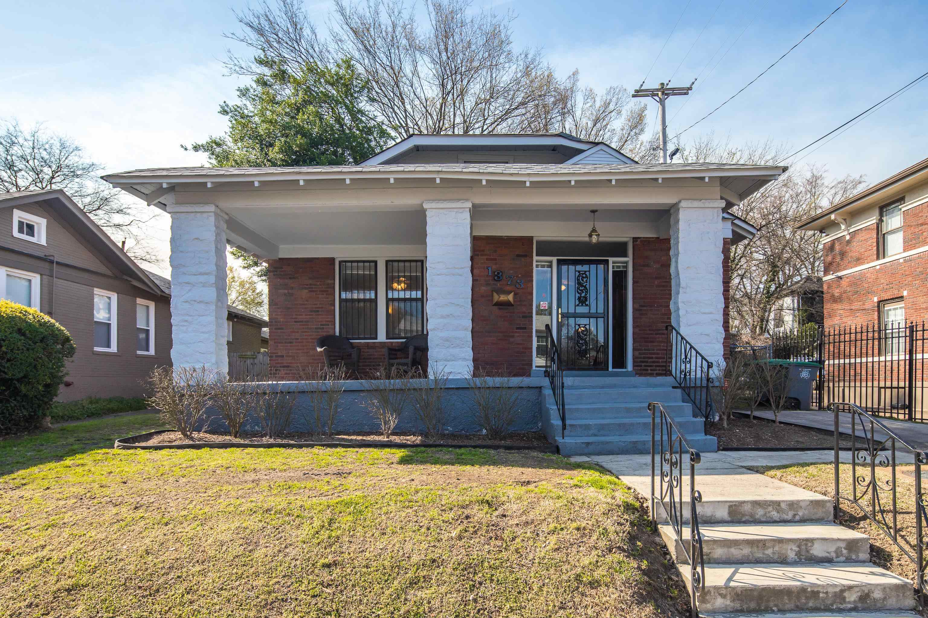 Property Photo:  1373 Vance Ave  TN 38104 