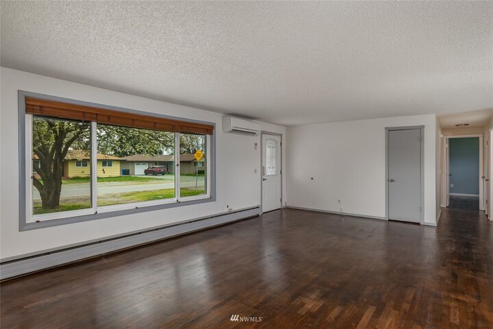 Property Photo:  487 NE Harvest Drive  WA 98277 