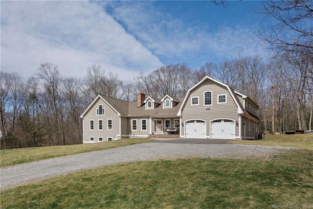 Property Photo:  92 Meadowview Drive  CT 06791 