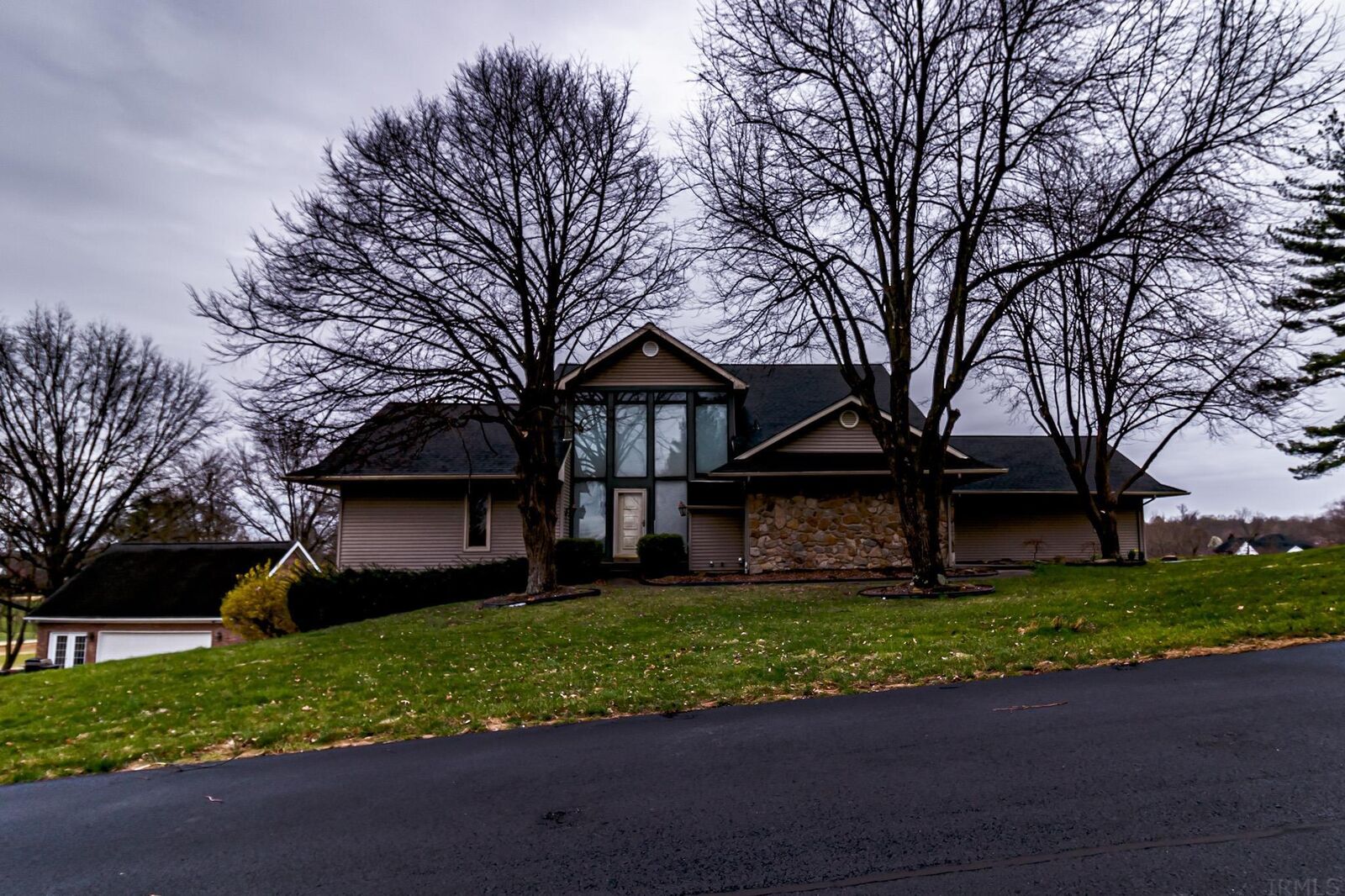 Property Photo: 47 Oak Meadow Road IN 47725