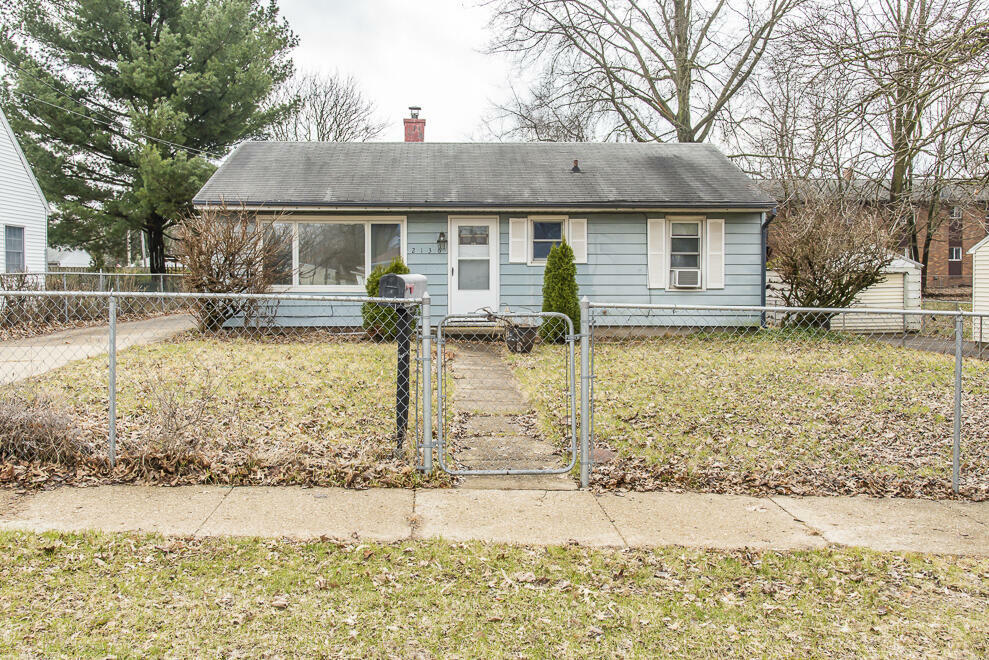 Property Photo:  2136 Southern Avenue  MI 49001 