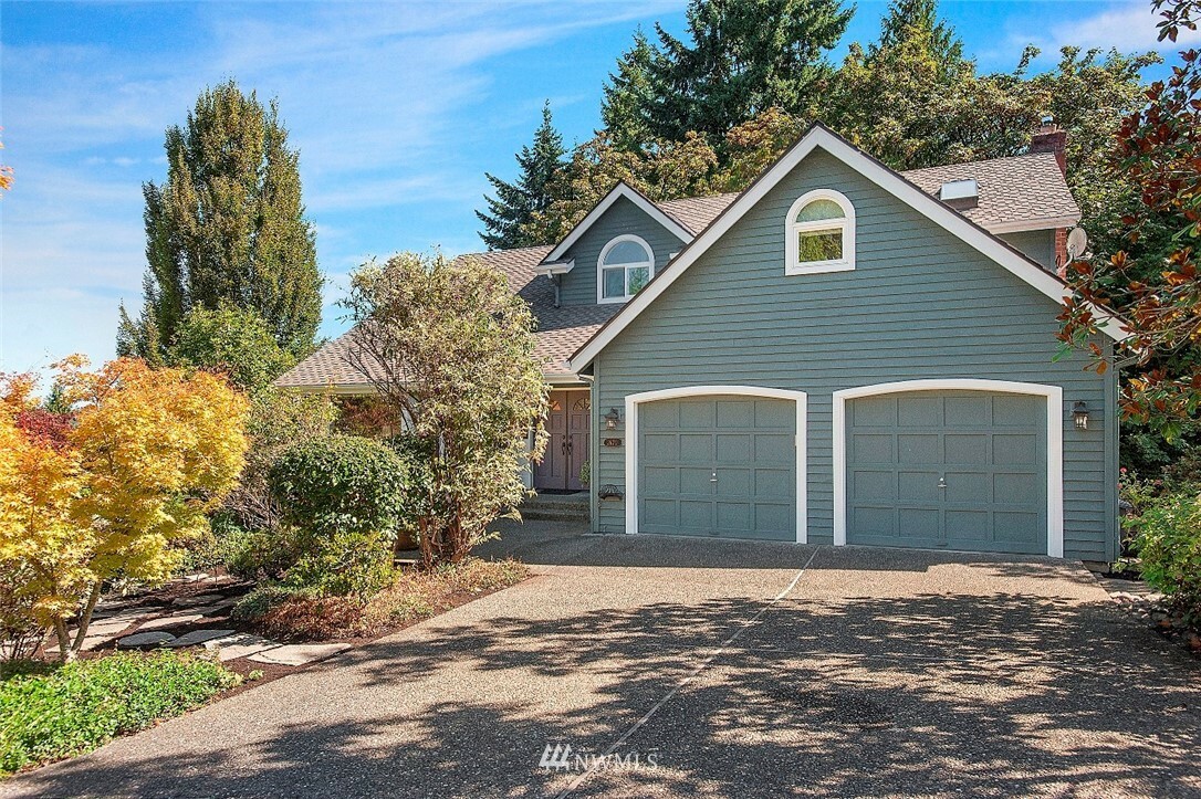 Property Photo:  3670 169th Avenue NE  WA 98008 