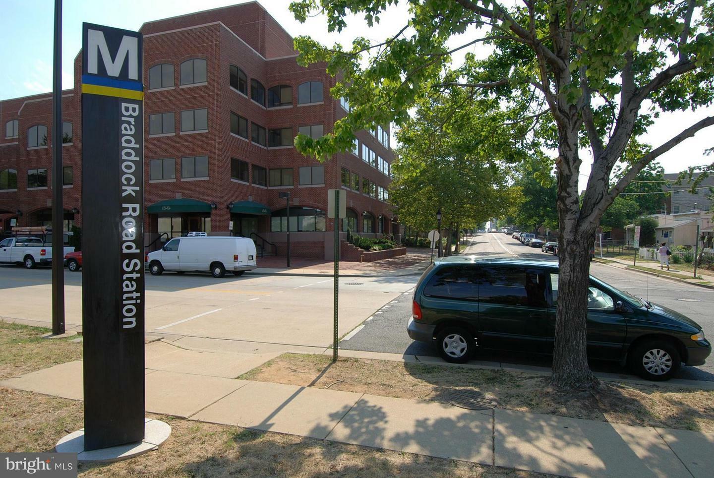 301 Braddock Road E  Alexandria VA 22301 photo