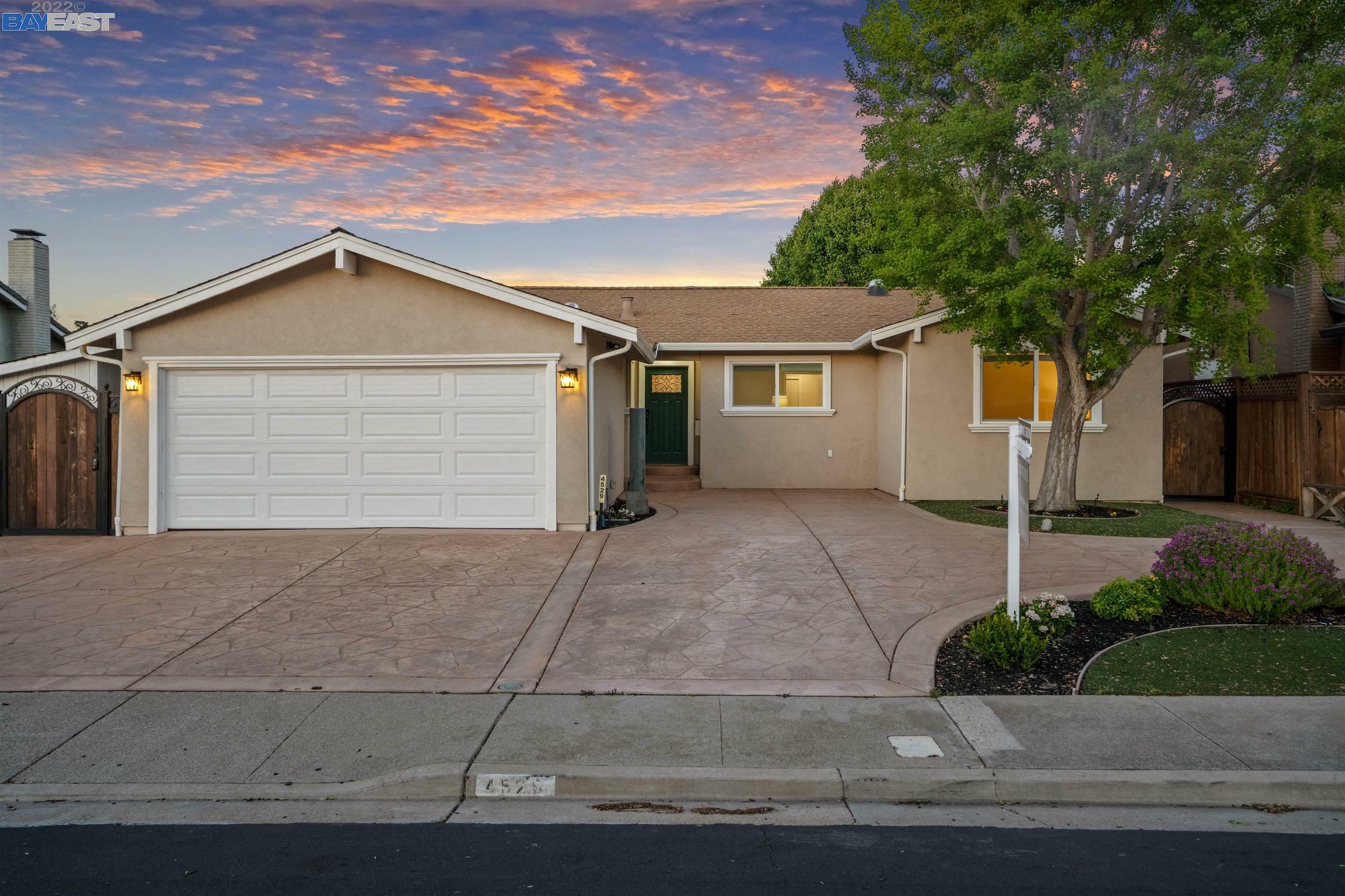 Property Photo: 4529 Fisher Ct CA 94588