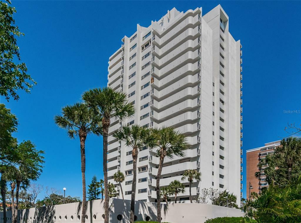 Property Photo:  4141 Bayshore Boulevard 104  FL 33611 