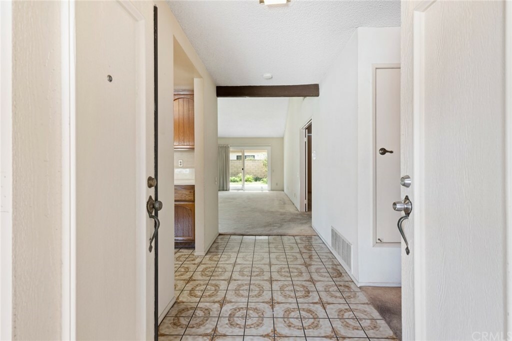 Property Photo:  8 Carson  CA 92620 