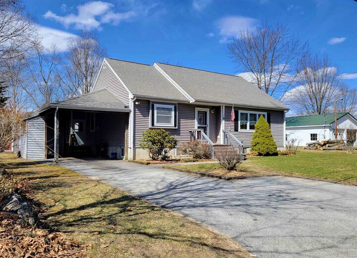 Property Photo:  10 Nivelle Street  NH 03301 