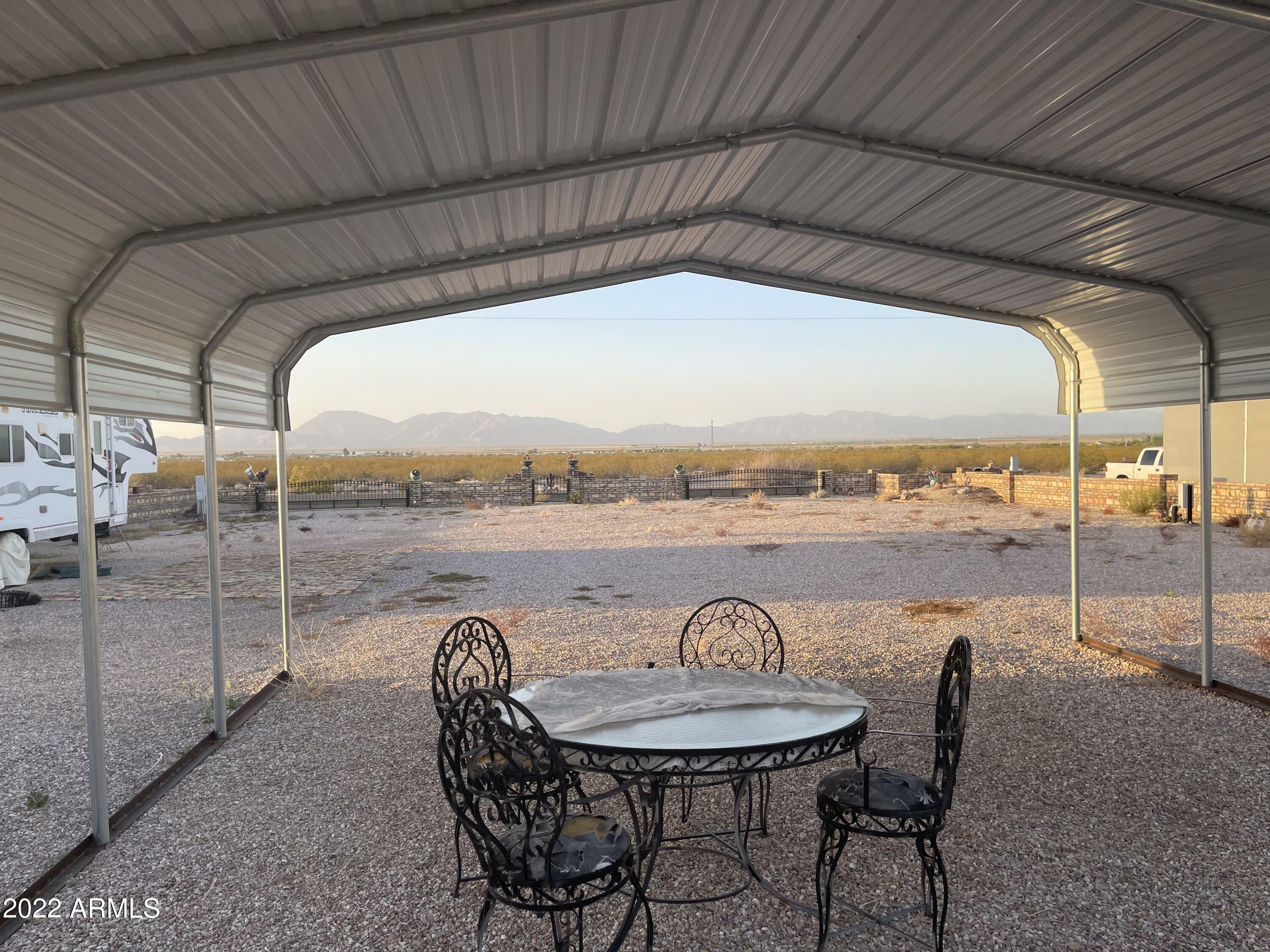 Property Photo:  67582 65th Street  AZ 85348 