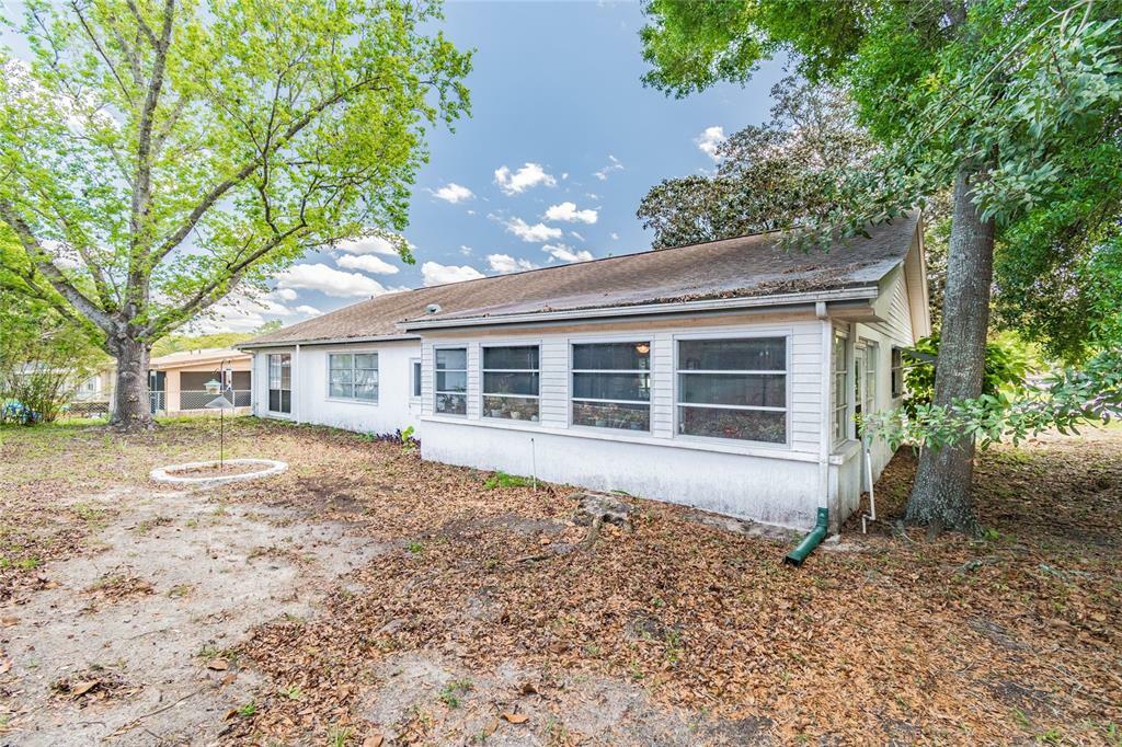 Property Photo:  8201 Split Rail Lane  FL 34667 