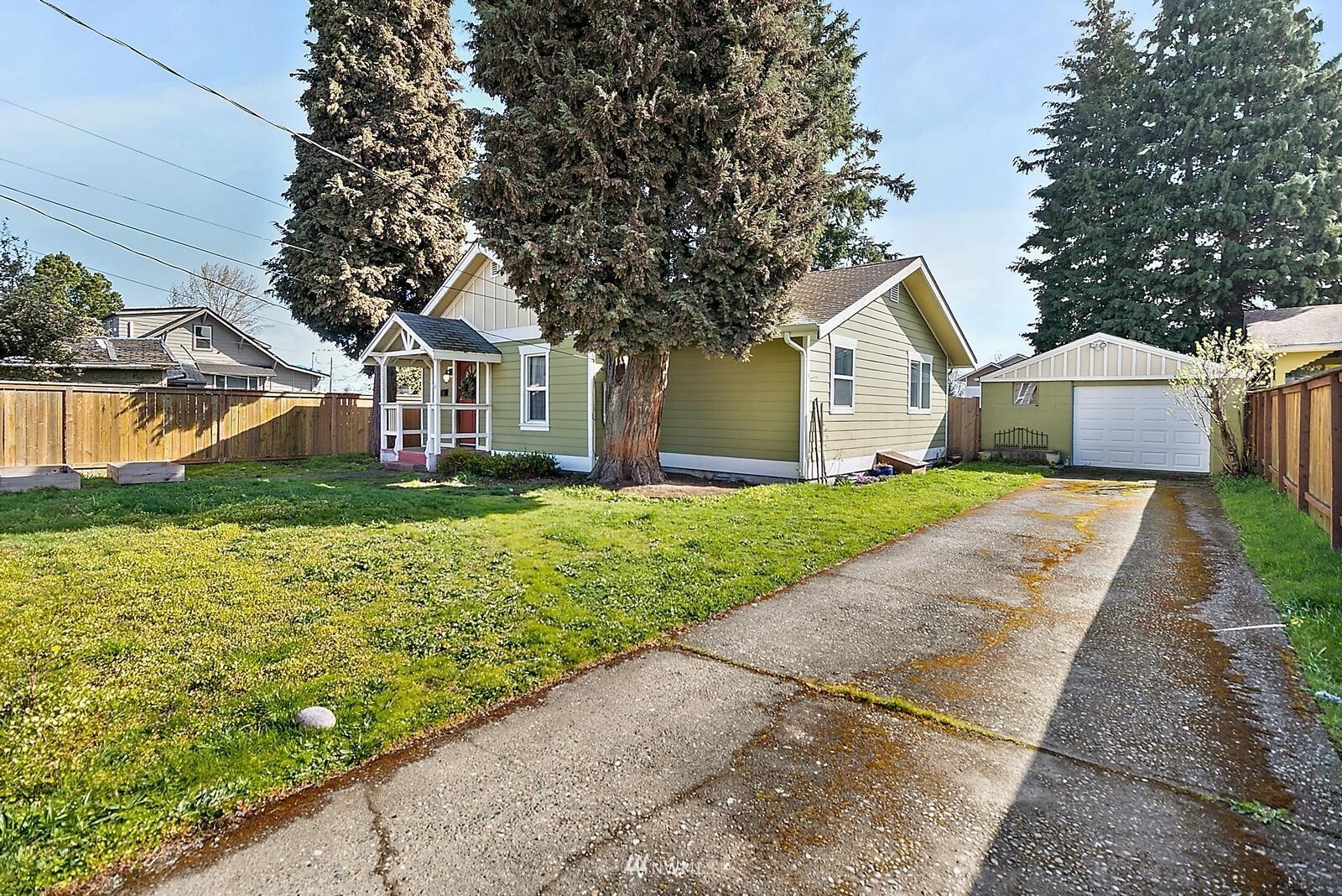 Property Photo: 3335 S Alaska Street WA 98418