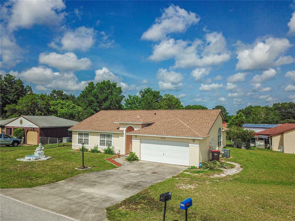 Property Photo:  308 Oak Track Lane  FL 34472 