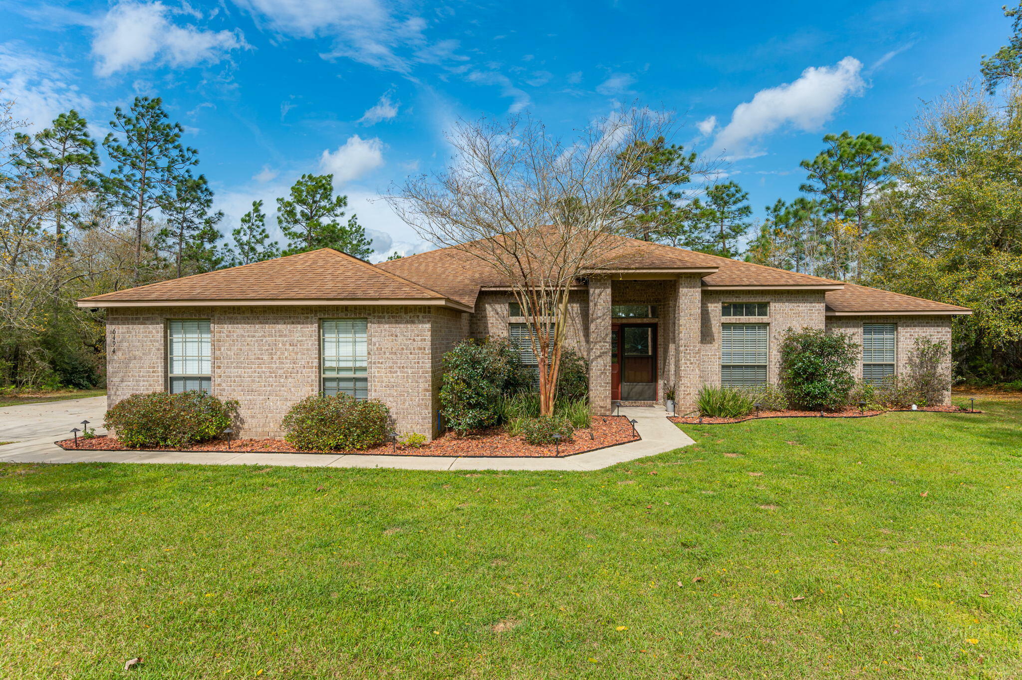 Property Photo: 6494 Welannee Boulevard FL 32567