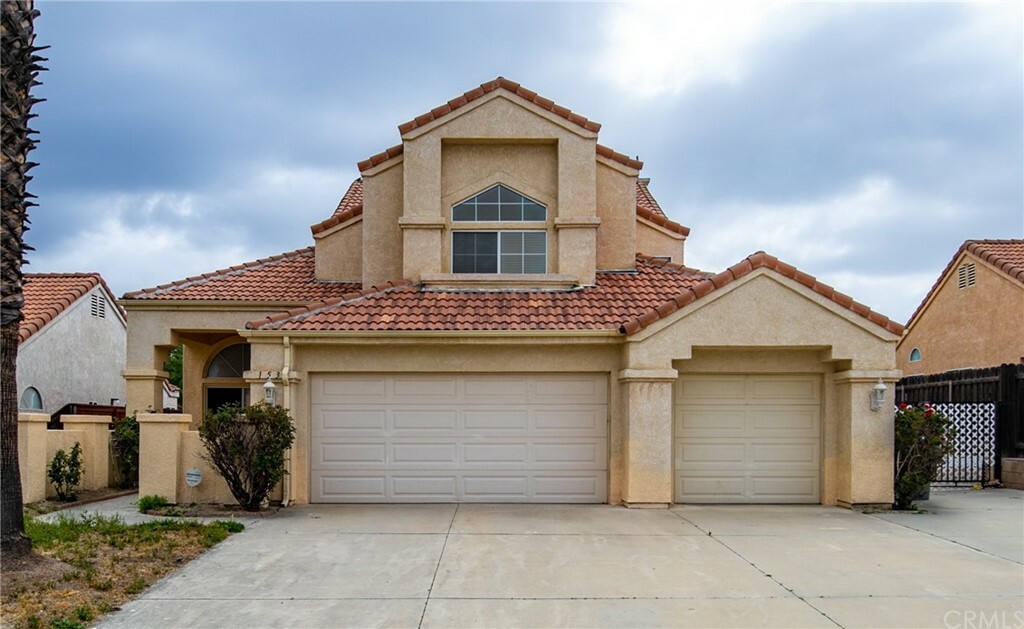 153 N Mistletoe Avenue  San Jacinto CA 92583 photo