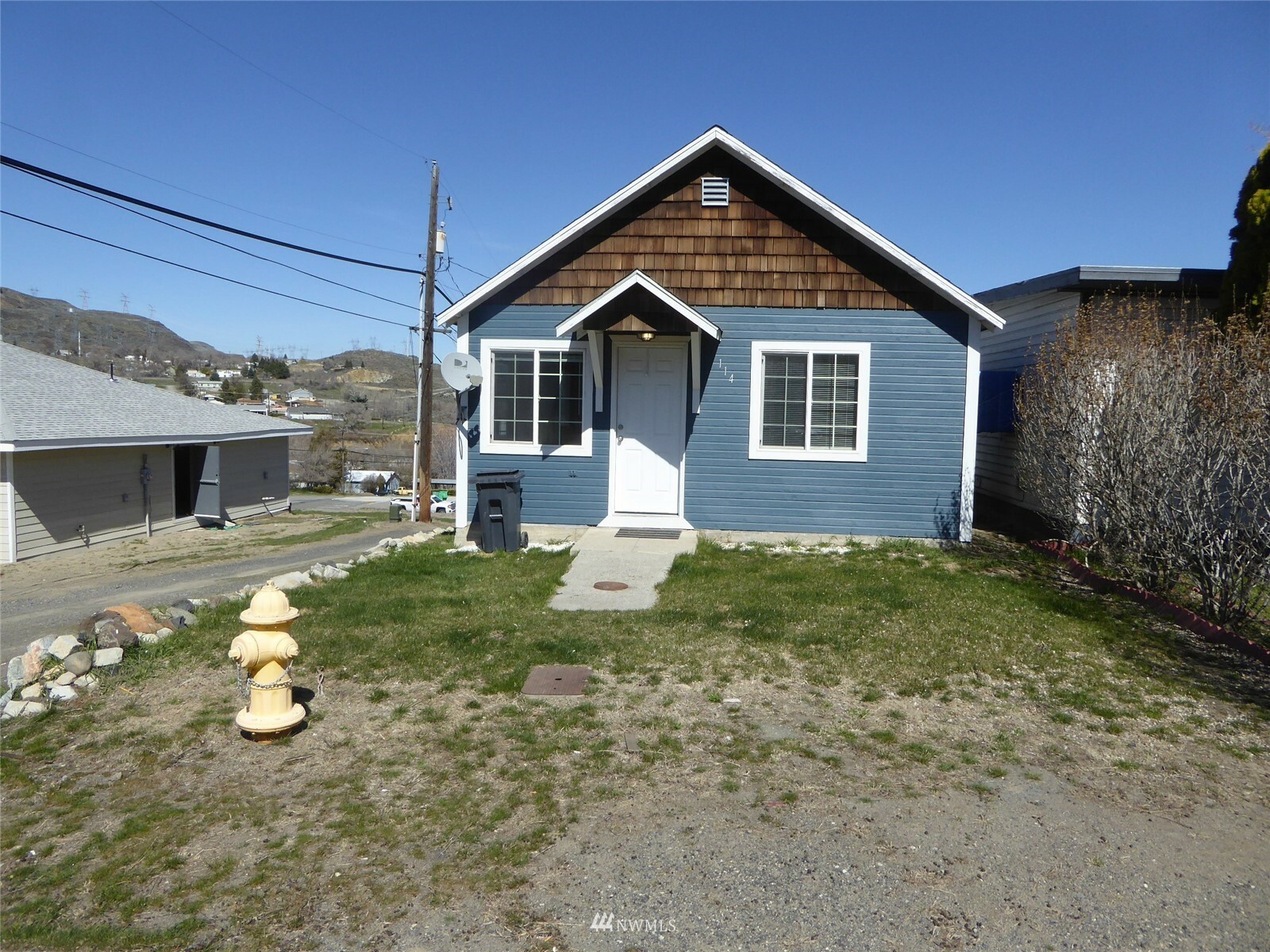 Property Photo:  114 Continental Heights  WA 99133 