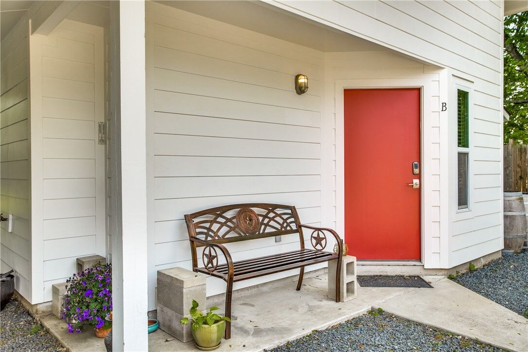 Property Photo:  1513 Morgan Lane B  TX 78704 