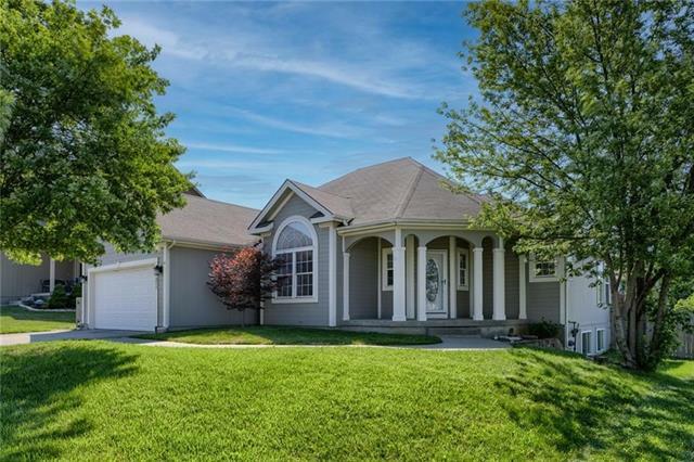 1311 NW Persimmon Drive  Grain Valley MO 64029 photo