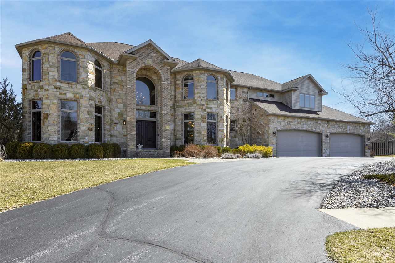 Property Photo: 5606 Pondview Dr. MI 48640