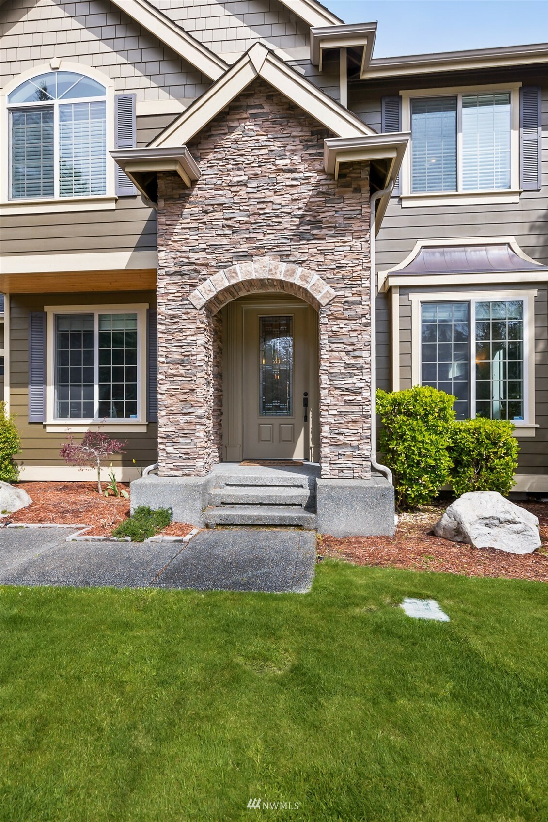 Property Photo:  3924 Cameron Drive NE  WA 98516 