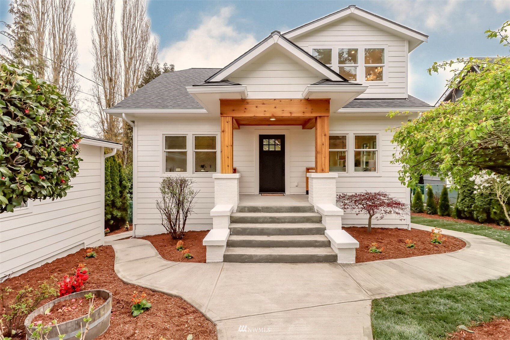 Property Photo: 9206 7th Avenue NW WA 98117
