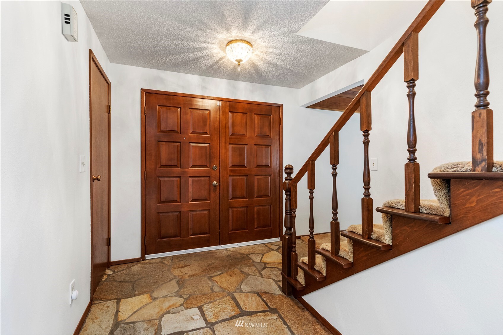Property Photo: 3918 Pueblo Hts. WA 98273